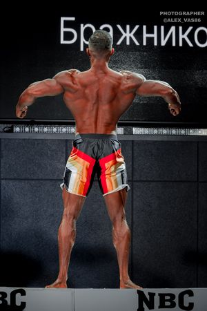 MEN'S PHYSIQUE